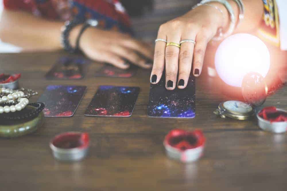 What type of Psychic Reading do I need? | Psychic Light